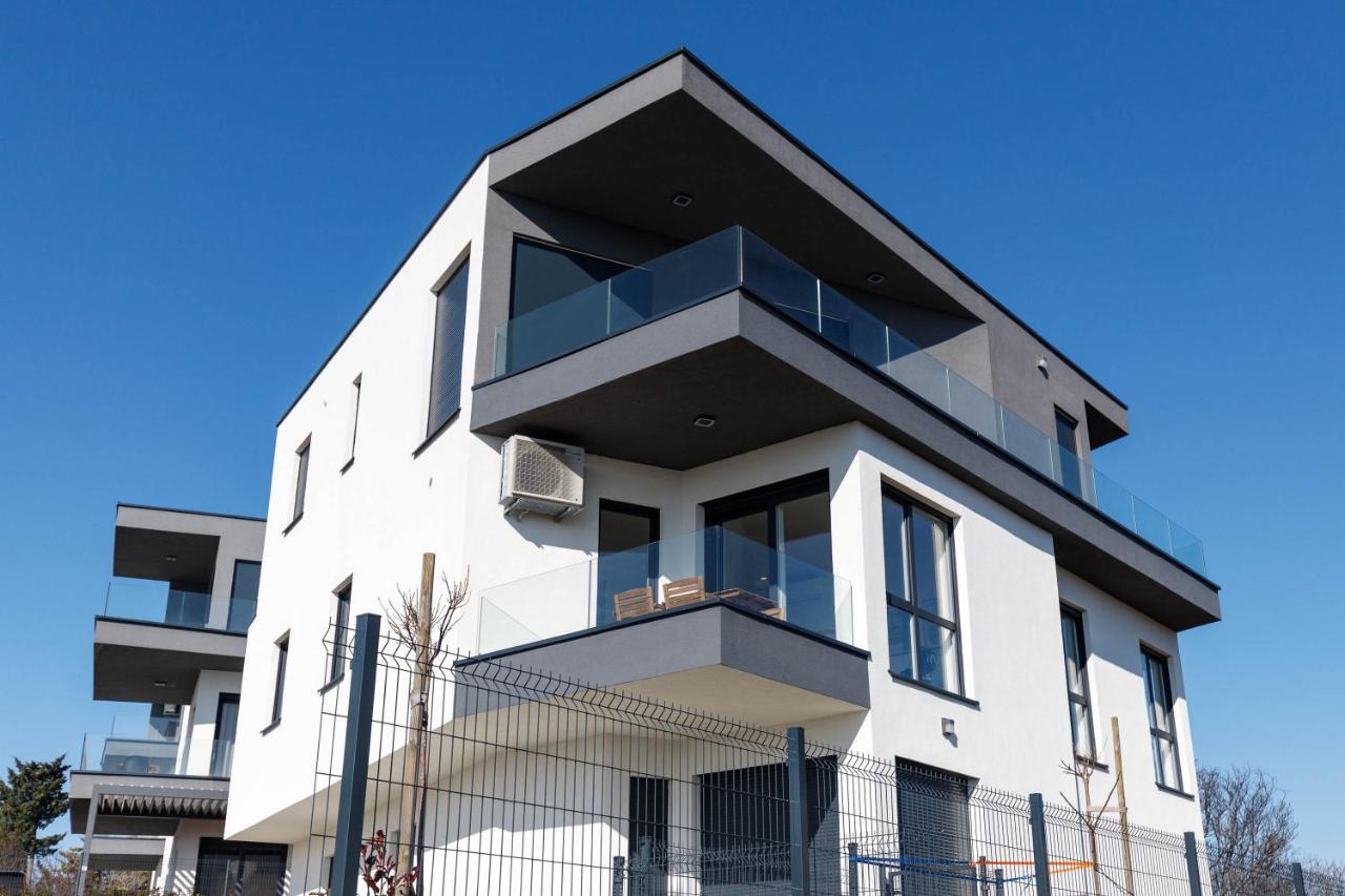 Apartment Klara Krk Town Exterior photo