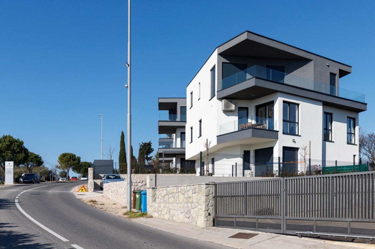Apartment Klara Krk Town Exterior photo